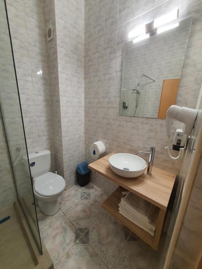 Hotel Mures Topliţa Exteriör bild